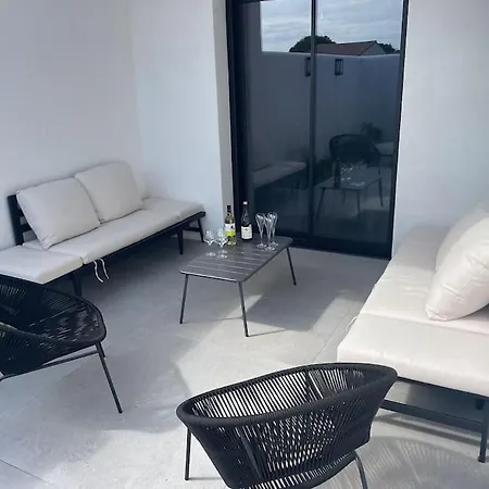 Le Soleil Levant Au Calme Avec Piscine Chauffee *