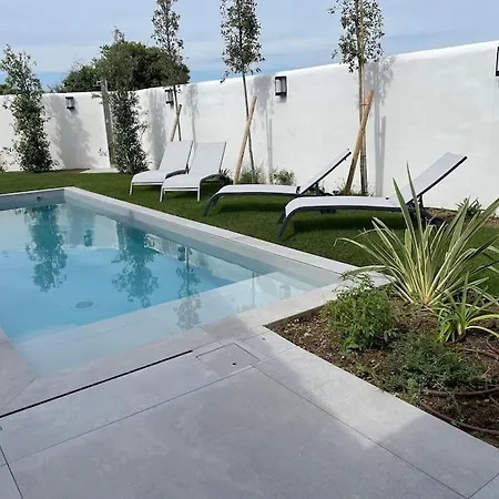 Le Soleil Levant Au Calme Avec Piscine Chauffee Casa de Férias Le Bois-Plage-en-Ré